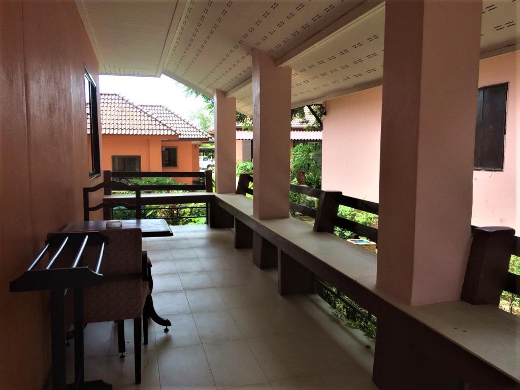 Phalaburi Resort Ban Chang  Extérieur photo