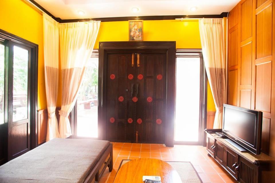 Phalaburi Resort Ban Chang  Extérieur photo