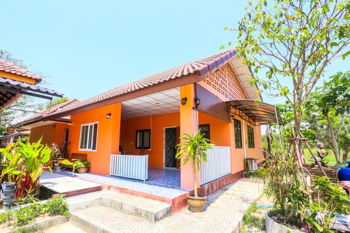Phalaburi Resort Ban Chang  Extérieur photo